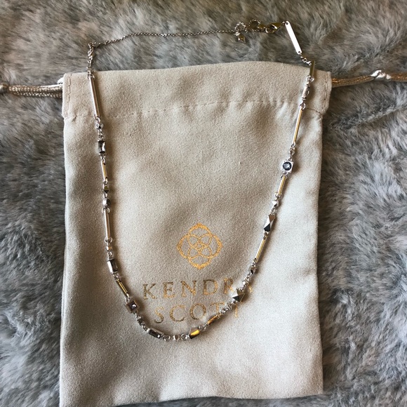 Rhett Silver Necklace In Lilac Mix Top 